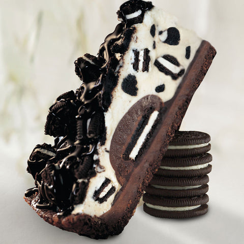 PRE ORDER -Cookies And Cream Bash Cake (14 pre-portioned)
