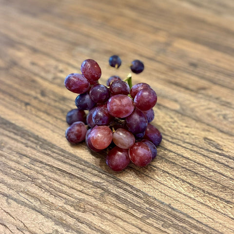 Red / Black Grapes - 500g